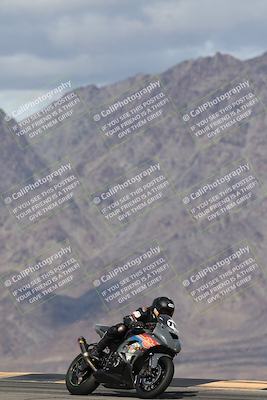 media/Nov-16-2025-Race Pace (Sun) [[8c5fa54630]]/Verified Riders/5-Turn 9 (1135am)/